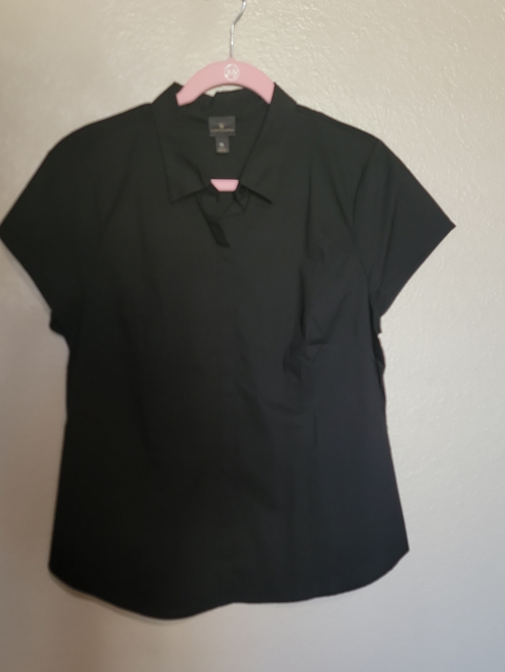 Worthington Black Short-Sleeve Button-Down Collared Top